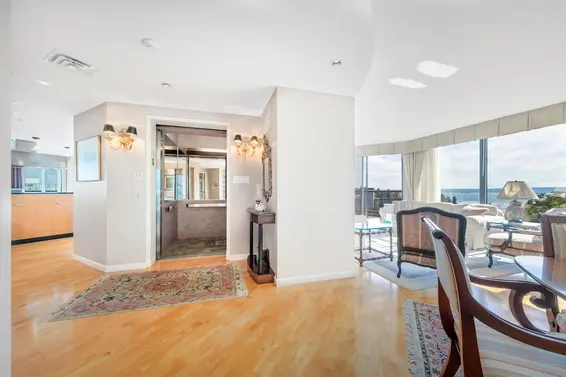 600 1689 Duchess Avenue, West Vancouver For Sale - image 8