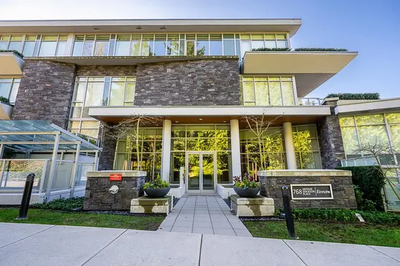 401 768 Arthur Erickson Place, West Vancouver For Sale - image 3