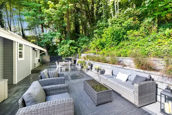 621 Seymour Court, North Vancouver For Sale - image 14
