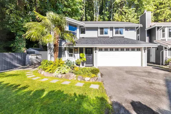 621 Seymour Court, North Vancouver For Sale - image 2