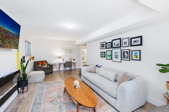 621 Seymour Court, North Vancouver For Sale - image 25