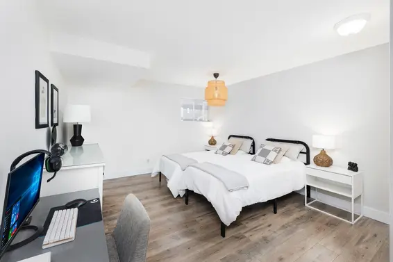 621 Seymour Court, North Vancouver For Sale - image 27
