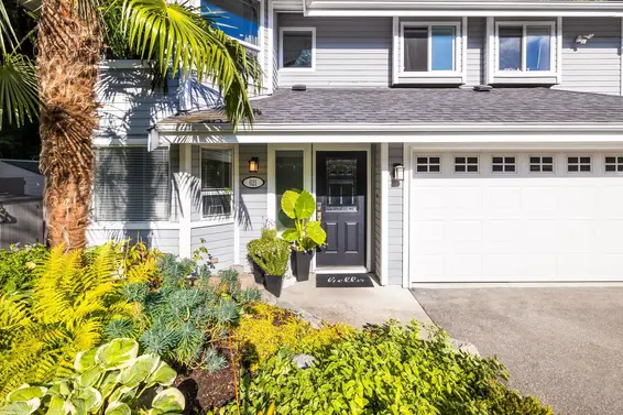621 Seymour Court, North Vancouver For Sale - image 3