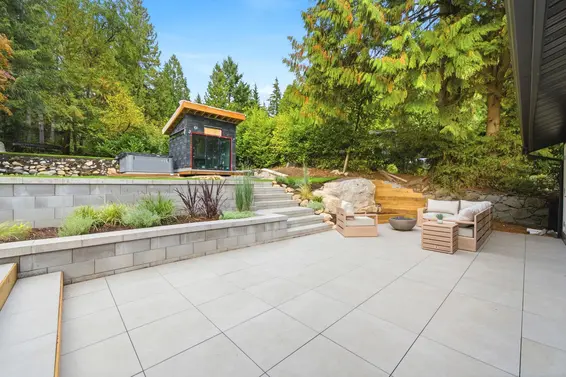 4646 Cove Cliff Road, North Vancouver For Sale - image 31