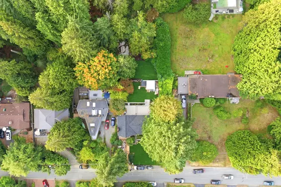 4646 Cove Cliff Road, North Vancouver For Sale - image 34
