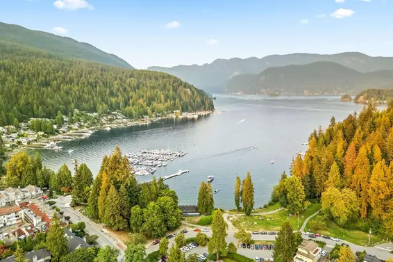 4646 Cove Cliff Road, North Vancouver For Sale - image 35