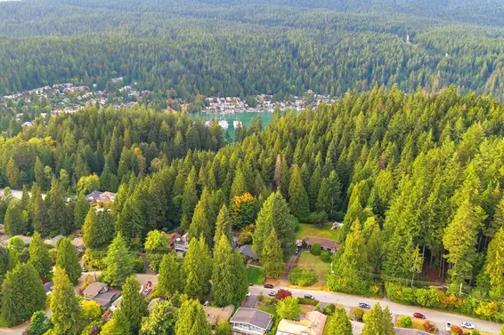 4646 Cove Cliff Road, North Vancouver For Sale - image 37