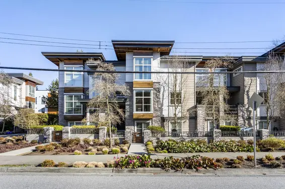 8 3025 Baird Road, North Vancouver For Sale - image 2