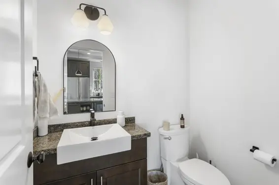 8 3025 Baird Road, North Vancouver For Sale - image 25