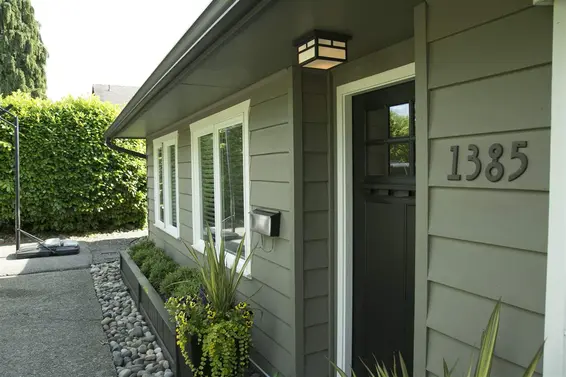 1385 Redwood Street, North Vancouver For Sale - image 1