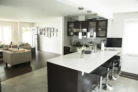 1385 Redwood Street, North Vancouver For Sale - image 4