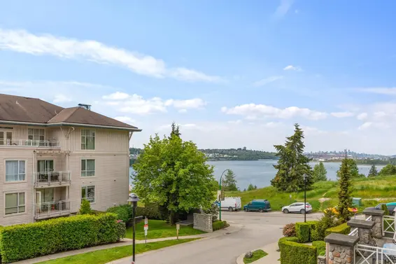 304 3600 Windcrest Drive, North Vancouver For Sale - image 13