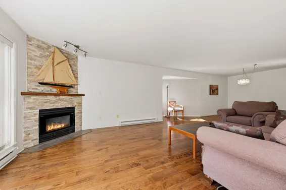 104 1500 Ostler Court, North Vancouver For Sale - image 6