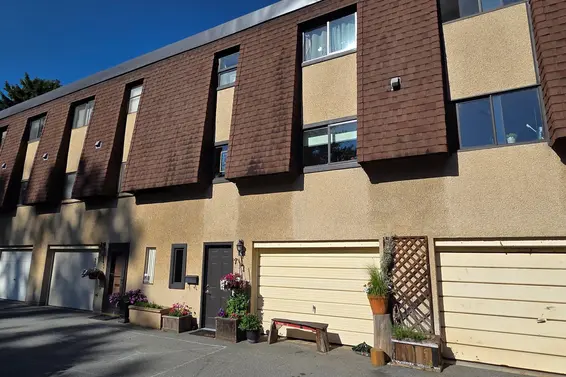 829 Old Lillooet Road, North Vancouver