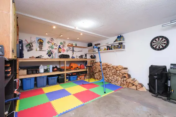 829 Old Lillooet Road, North Vancouver For Sale - image 30