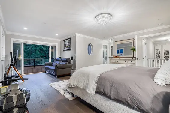 6467 Wellington Avenue, West Vancouver For Sale - image 16