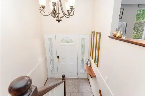 4347 Ruth Crescent, North Vancouver For Sale - image 17