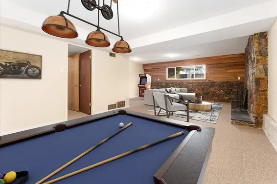 4347 Ruth Crescent, North Vancouver For Sale - image 22