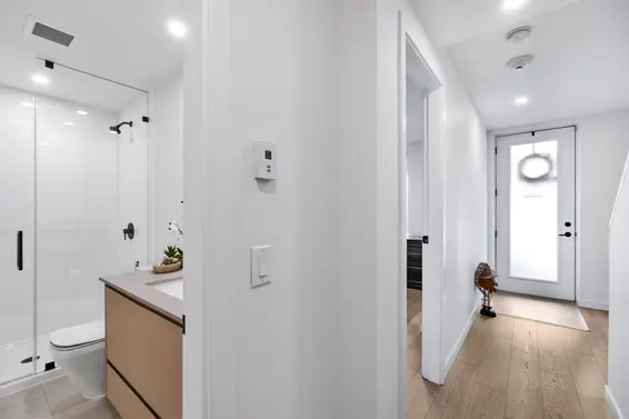 11 528 East 2nd Street, North Vancouver For Sale - image 36