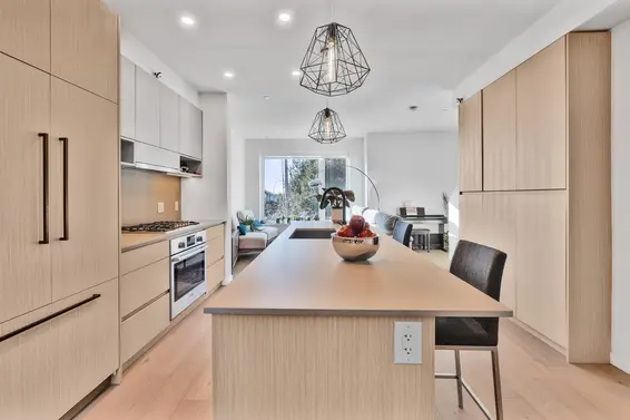 11 528 East 2nd Street, North Vancouver For Sale - image 6