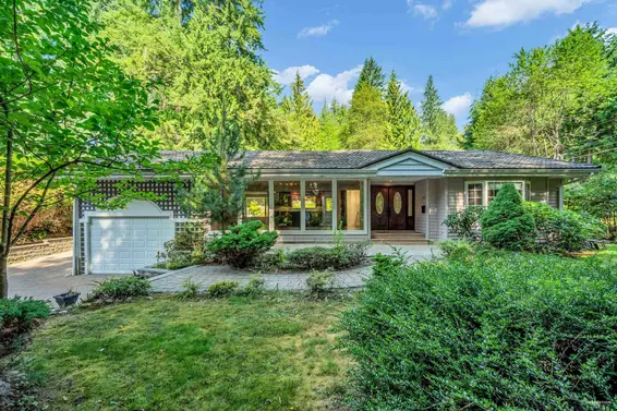 341 Rabbit Lane, West Vancouver