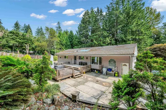 341 Rabbit Lane, West Vancouver For Sale - image 32