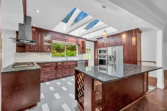 341 Rabbit Lane, West Vancouver For Sale - image 6