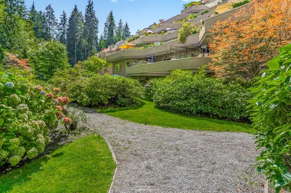 305 1500 Ostler Court, North Vancouver