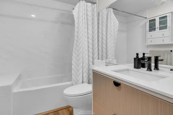 305 1500 Ostler Court, North Vancouver For Sale - image 22