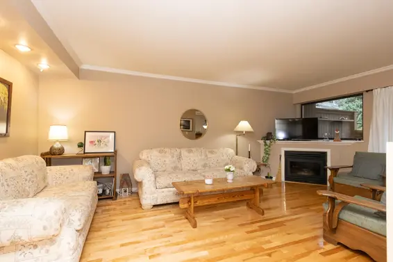 2050 Purcell Way, North Vancouver For Sale - image 7