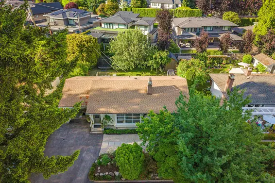 2784 Crescentview Drive, North Vancouver For Sale - image 25