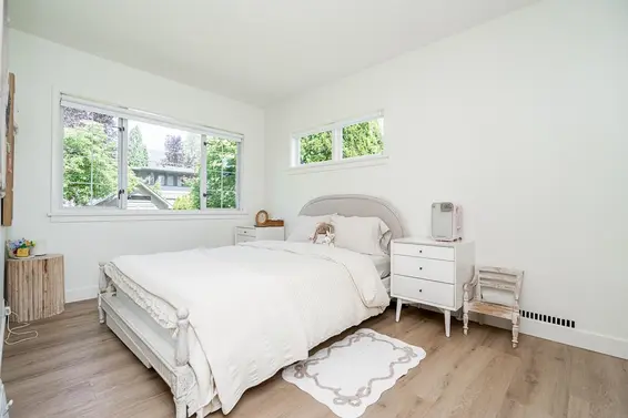 2784 Crescentview Drive, North Vancouver For Sale - image 9