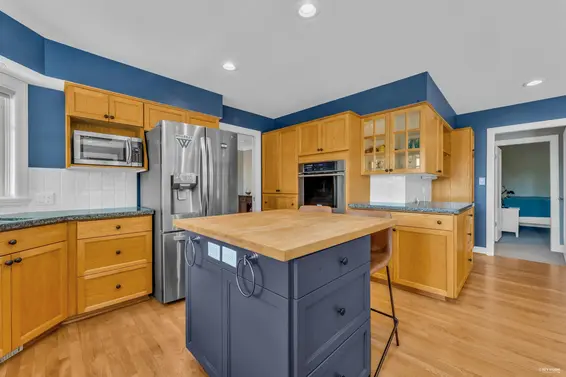 3250 Colwood Drive, North Vancouver For Sale - image 14