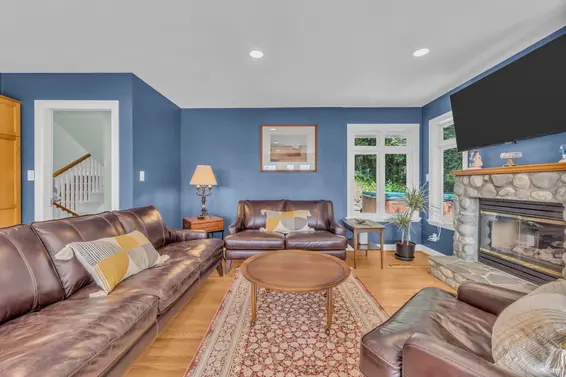 3250 Colwood Drive, North Vancouver For Sale - image 21