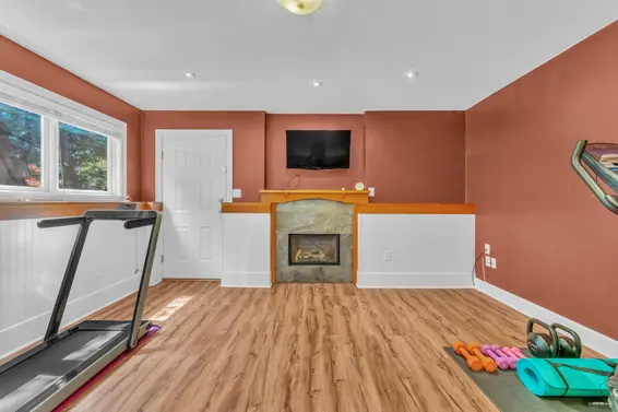 3250 Colwood Drive, North Vancouver For Sale - image 36
