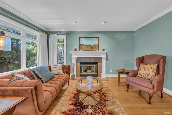 3250 Colwood Drive, North Vancouver For Sale - image 7
