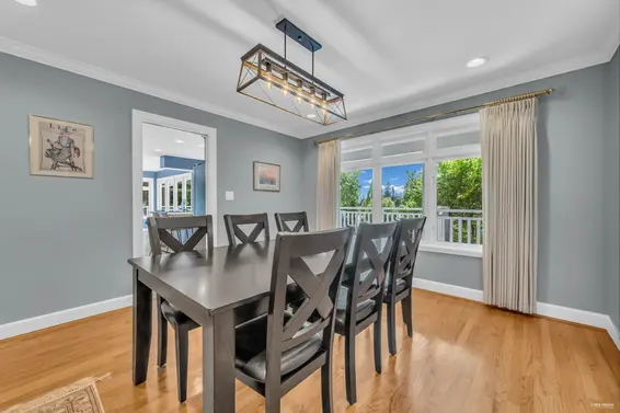3250 Colwood Drive, North Vancouver For Sale - image 9