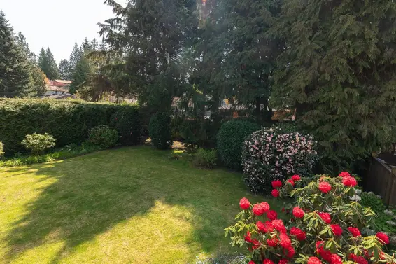 1715 Ross Road, North Vancouver For Sale - image 32