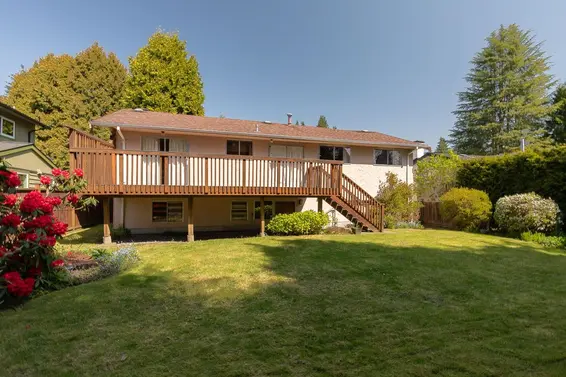 1715 Ross Road, North Vancouver For Sale - image 34