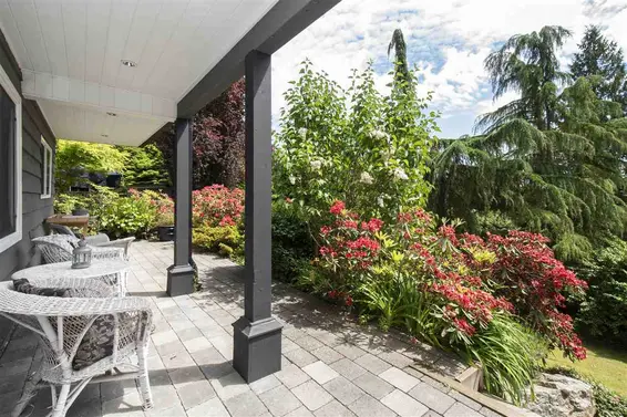 4566 Meadowbank Close, North Vancouver For Sale - image 28