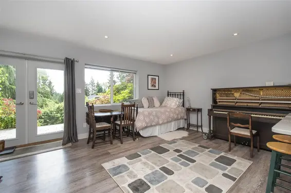 4566 Meadowbank Close, North Vancouver For Sale - image 31