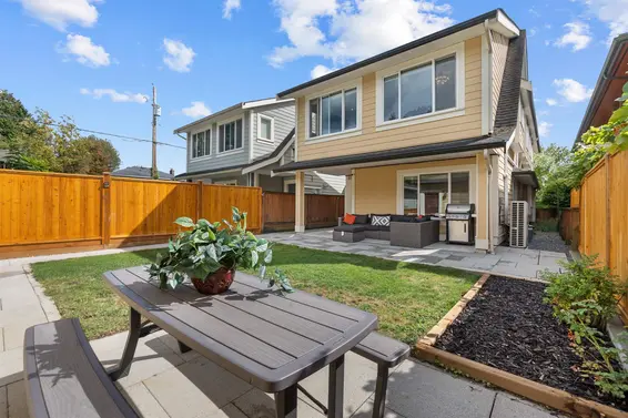 318 West 18th Street, North Vancouver For Sale - image 37