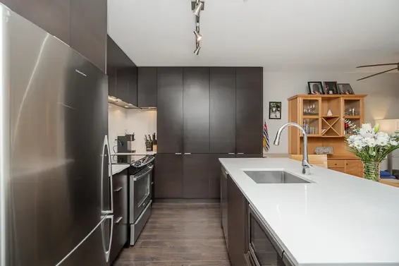 207 1677 Lloyd Avenue, North Vancouver For Sale - image 10