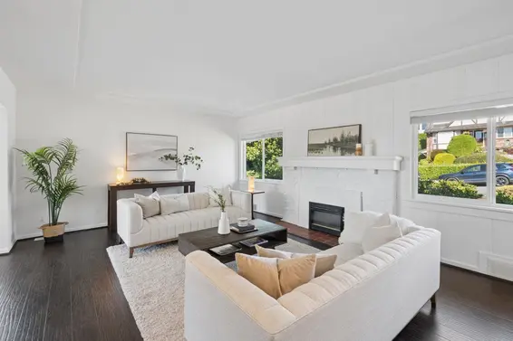 2288 Kings Avenue, West Vancouver For Sale - image 2