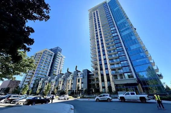 908 1401 Hunter Street, North Vancouver