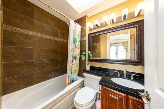 1361 Lawson Avenue, West Vancouver For Sale - image 16
