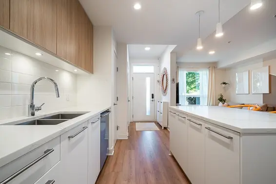 103 2035 Glenaire Drive, North Vancouver For Sale - image 2