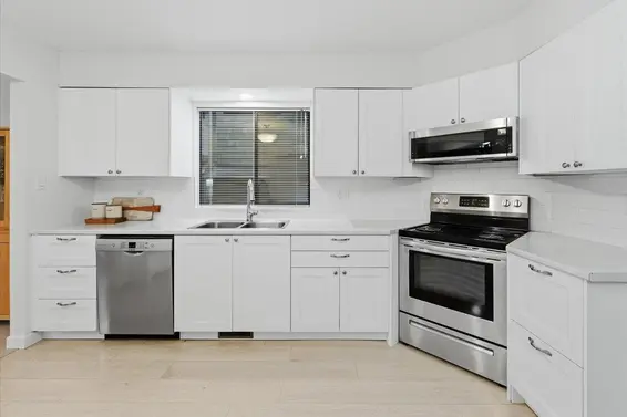 1341 Wellington Drive, North Vancouver For Sale - image 12