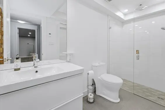 1341 Wellington Drive, North Vancouver For Sale - image 31