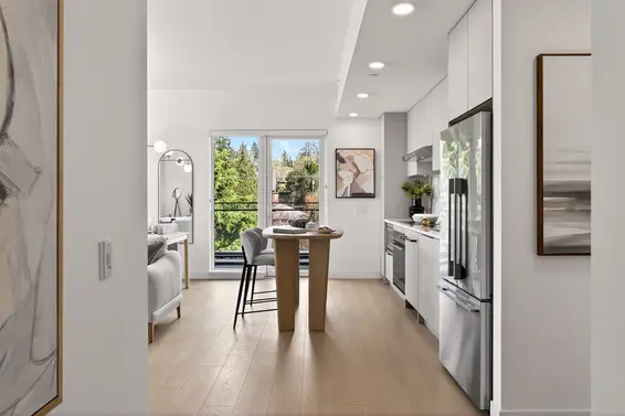321 422 East 3rd Street, North Vancouver For Sale - image 3